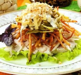 салат с курицей и сыром
